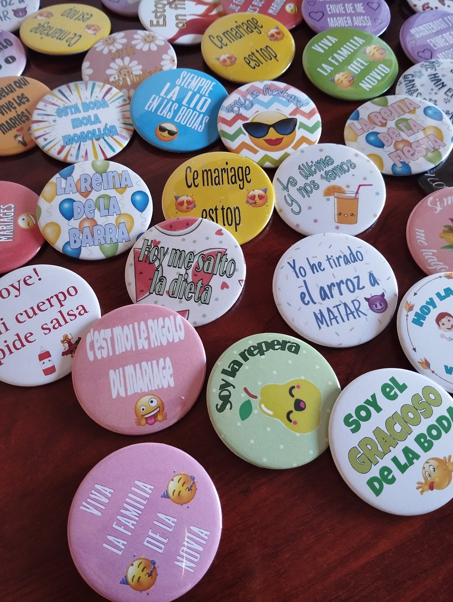 Chapas de la boda